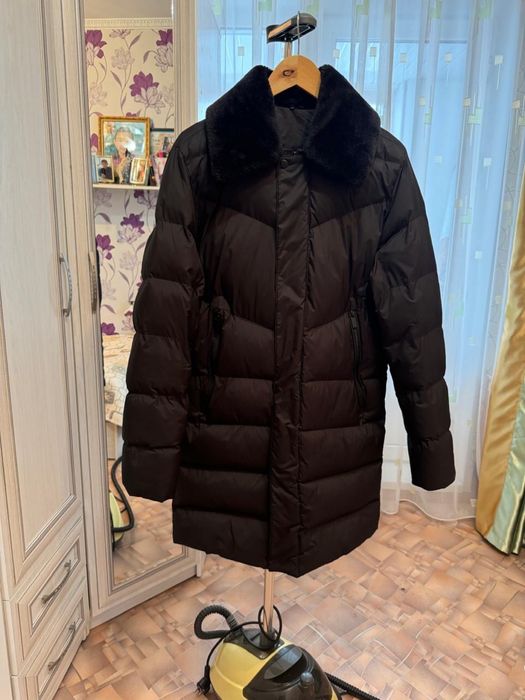 Пуховик в хорошем состоянии