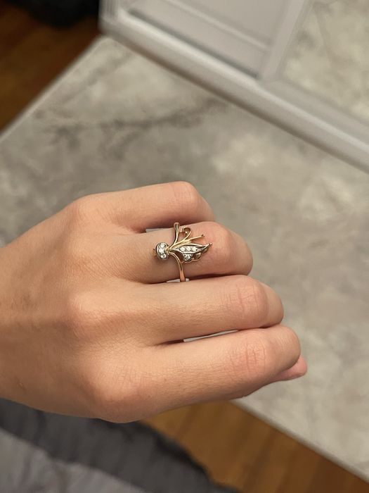 Кольцо с бриллиантами