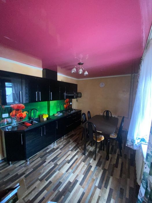 Продам 2-комнатную квартиру