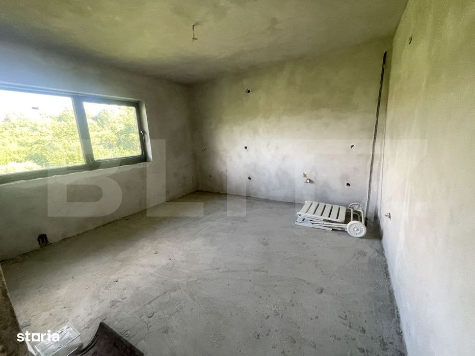 Casa 4 dormitoare, 160 mp + 78 mp demisol, 1800 mp teren, zona Ghinzii