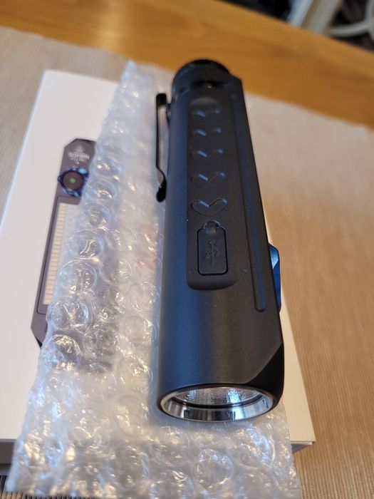 Lanterna 5000 lumeni Sofirn