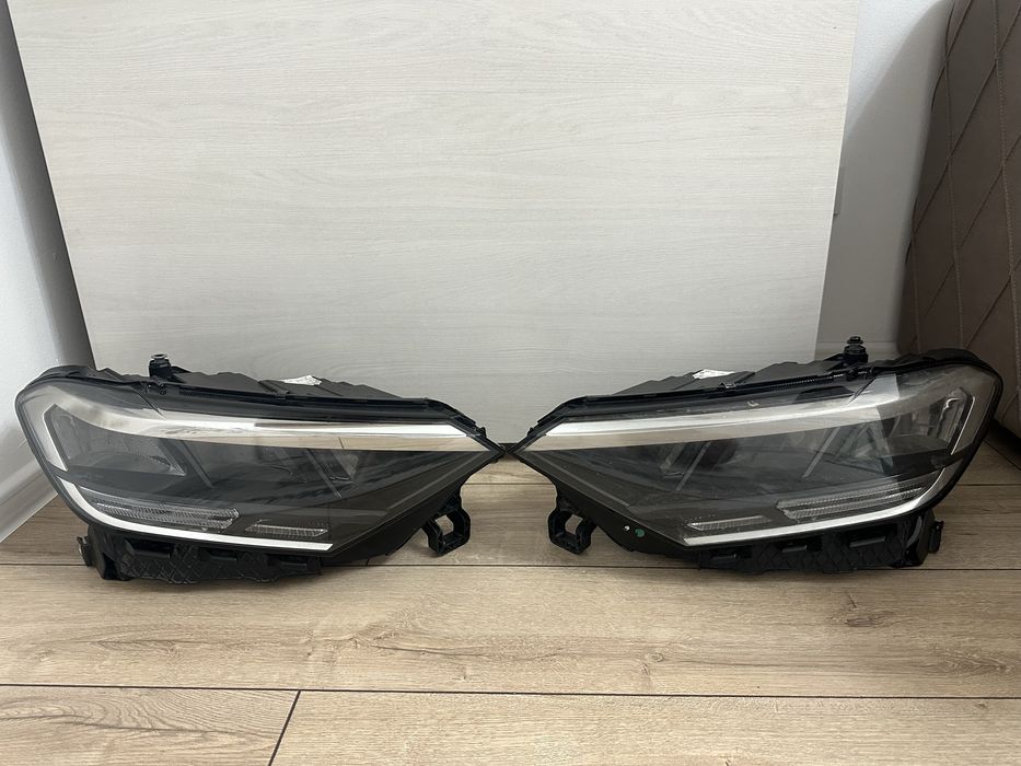 Оригинальные фары Polo 2020