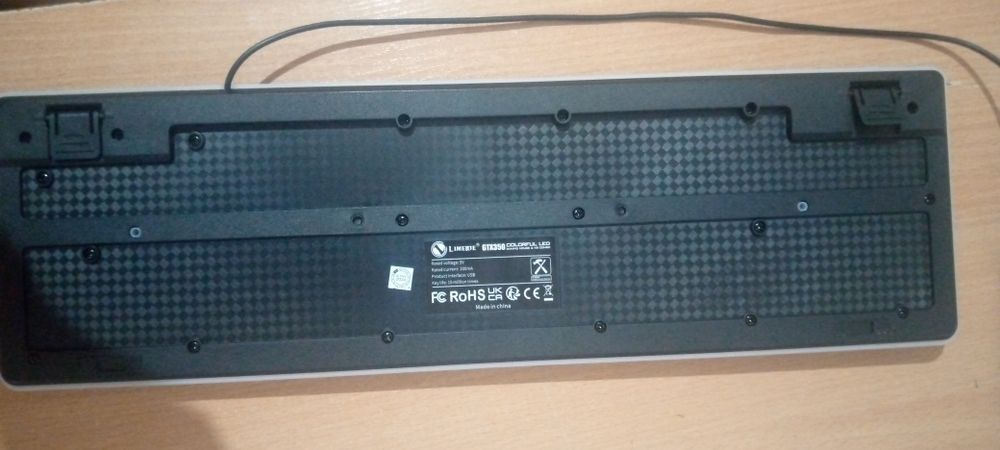 Klaviatura rgb chiroqli