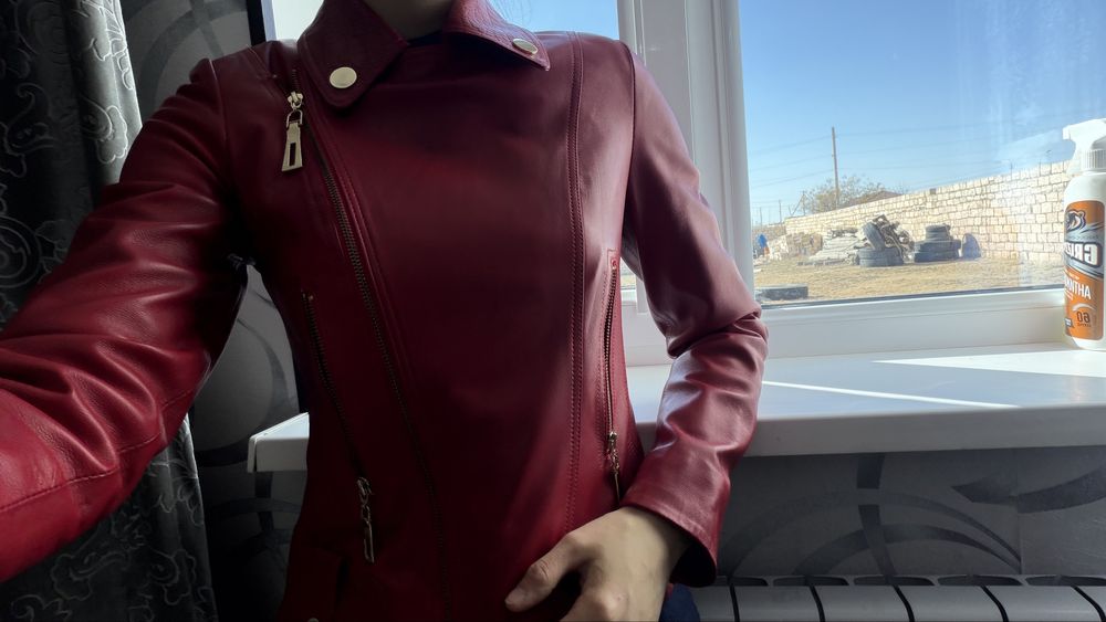 Куртка из натуральной кожы