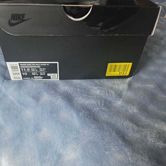 Маратонки NIKE Air Muse