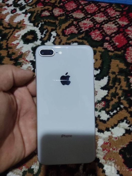 Iphone 8 plus sotiladi 256 tali karobkasi bor