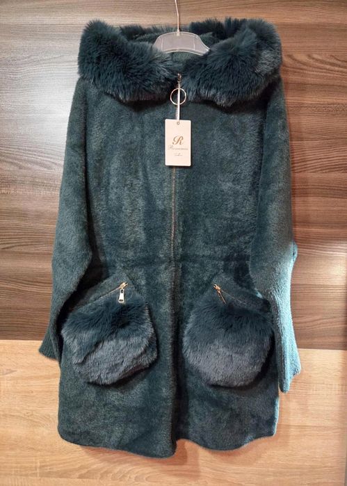 Красива жилетка от кашмир и ангора