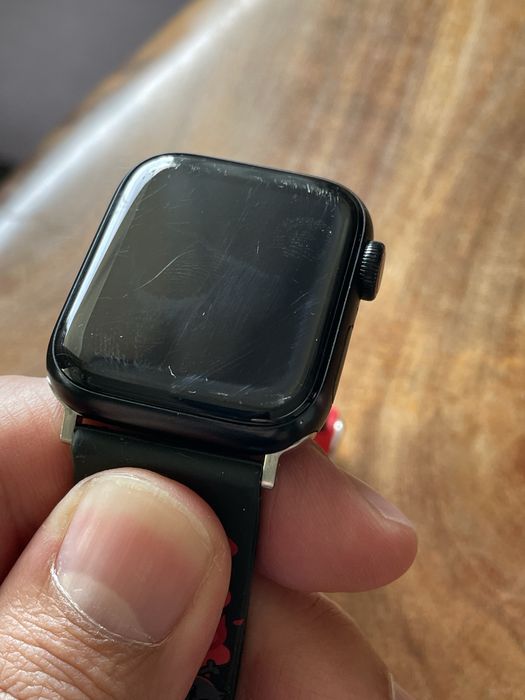 Apple watch SE 2nd gen 40mm LTE