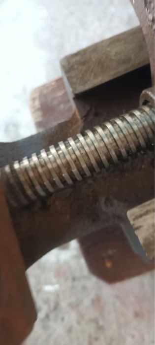 Menghina de 120mm. românească nefolosită.