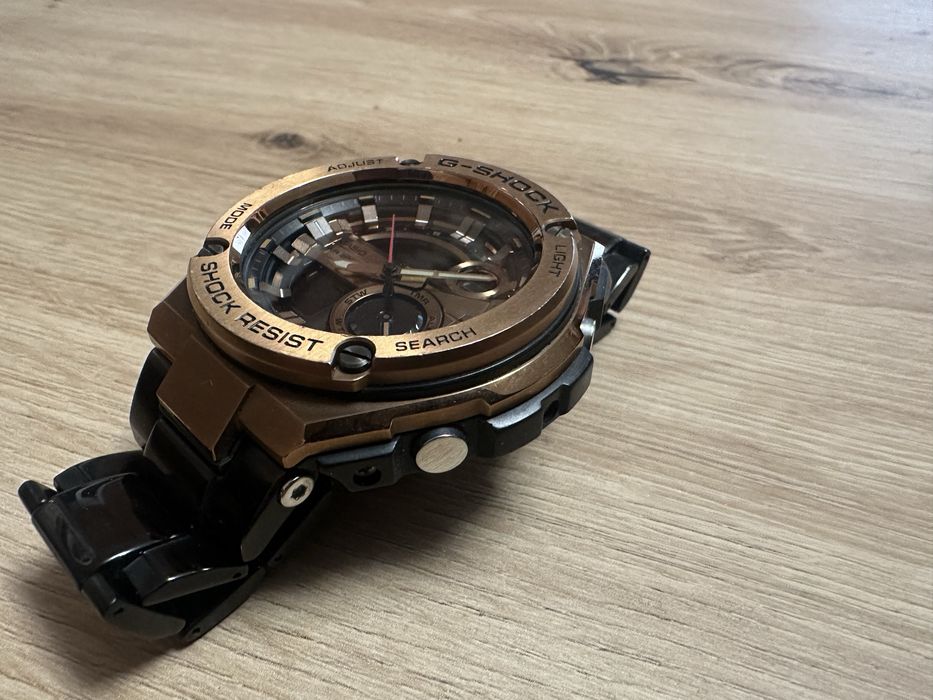 Casio G-Shock gst-210b