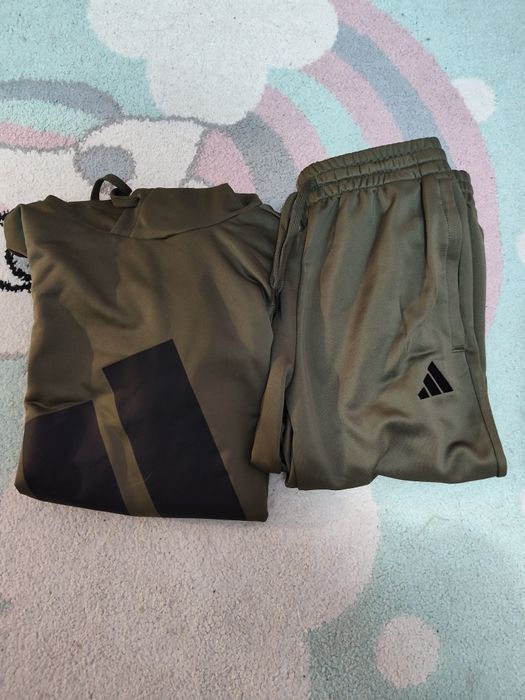 Спортен екип Adidas - оригинален