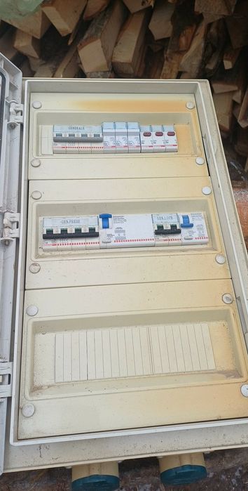 De vanzare panou de 3.8v