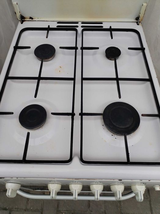 Aragaz Beko de vânzare. Tel 0786644760