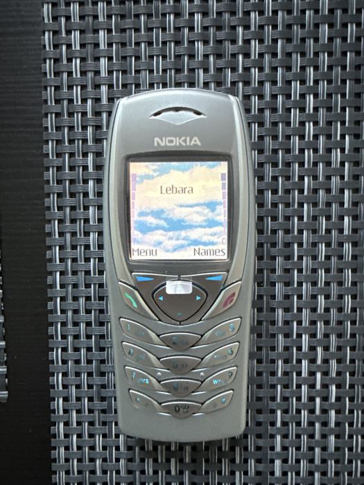 Нокия 6100  Перфектен