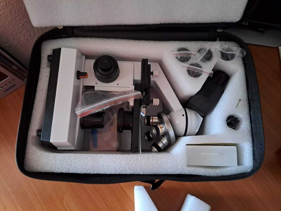 Microscop Biologic Sino T26Y-6, 2500x, Cameră USB + Geantă Transport
