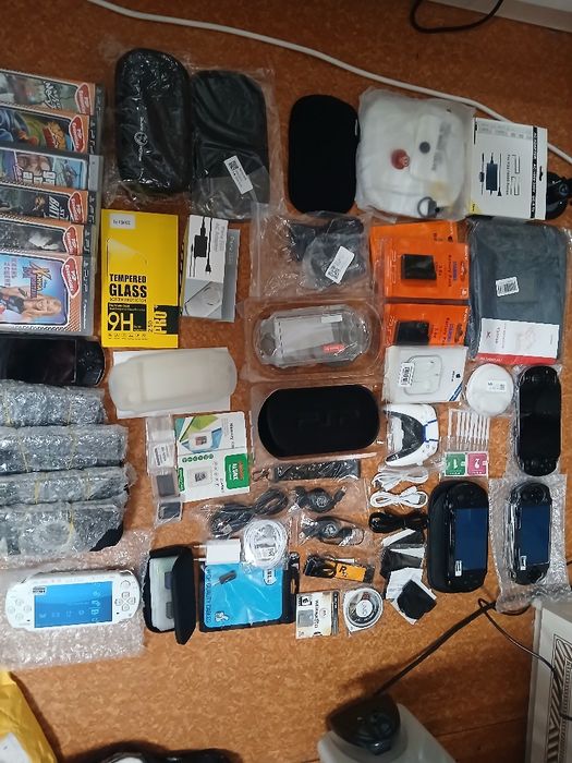 Assalom alekum Psp lar uchun aksessuarlar sotiladi