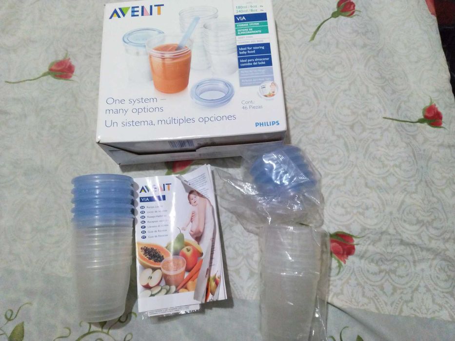 Стерилизатор за микровълнова Авент / Avent и чашки за храна