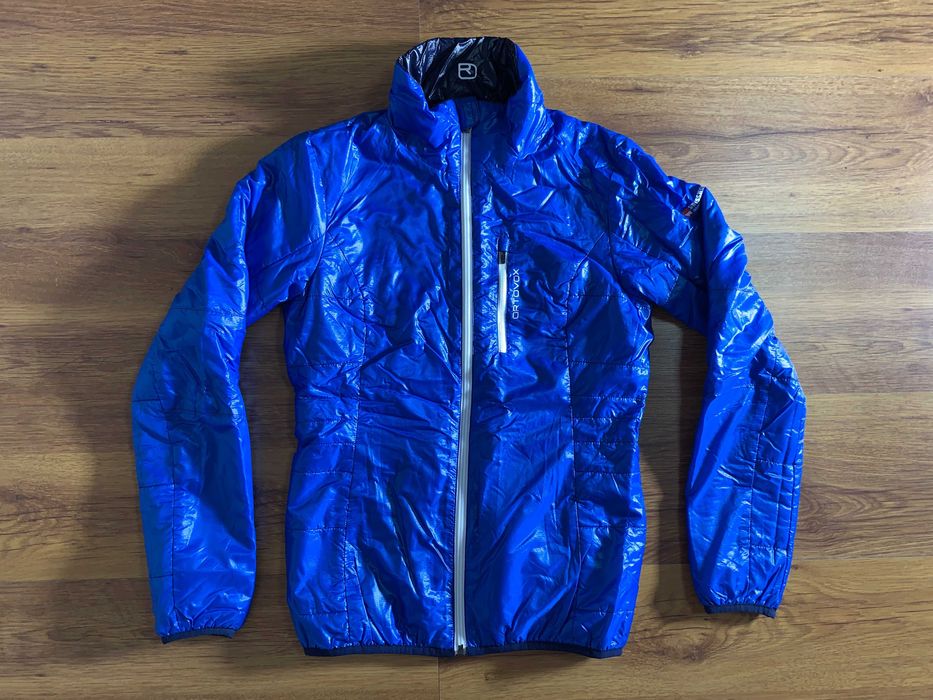 Дамско яке Ortovox Swisswool Inside Reversible Puffer XS