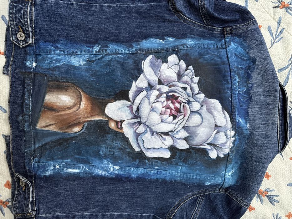 Джинсы и джинсовая куртка