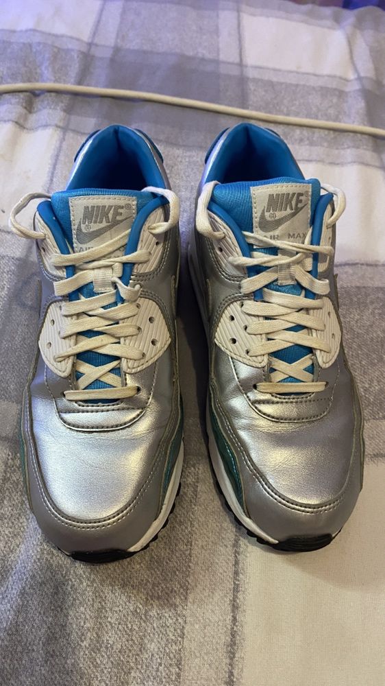 Air max best sale 90 metallic silver