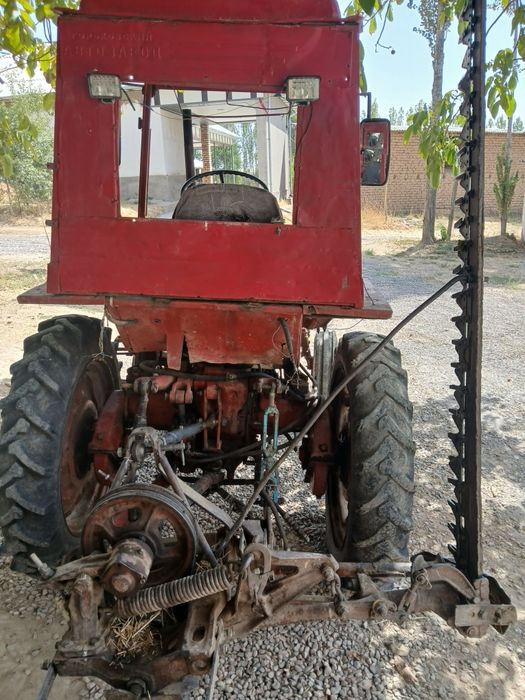 Трактор т25.   Сотилади