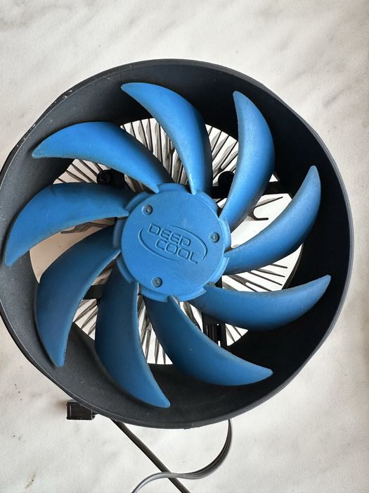 AMD Ryzen 5 3500X — 6 ядер, с куллером