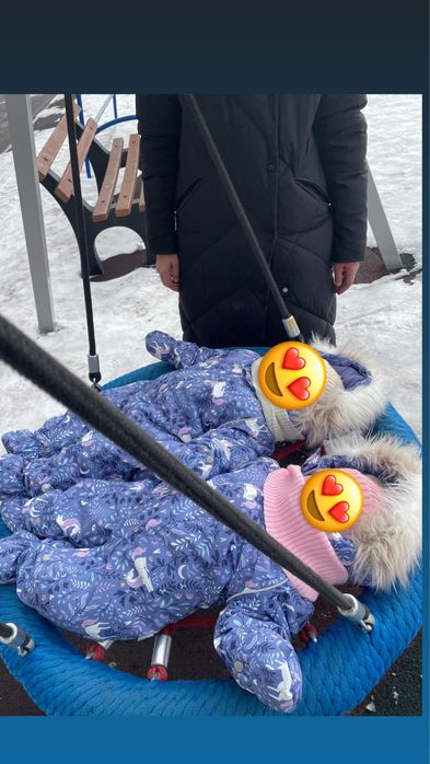 Продаю комбинезон в отличном состоянии.