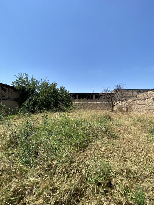 Nazarbekda uchastka sotiladi