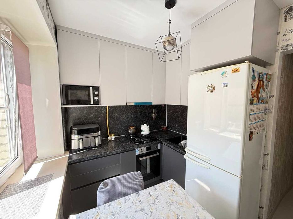 Продам 2 комнатную квартиру