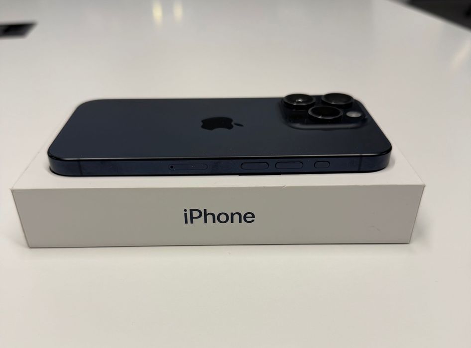 iPhone 15 Pro 512 GB blue Titanium