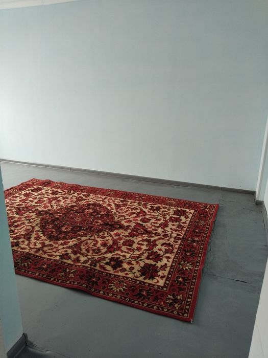 Продам 1 комнатную в спутнике-8. Внутри квартала