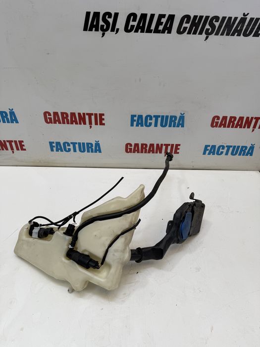 Vas lichid parbriz faruri stopgel spalatoare motoras Audi A4 B8 8K