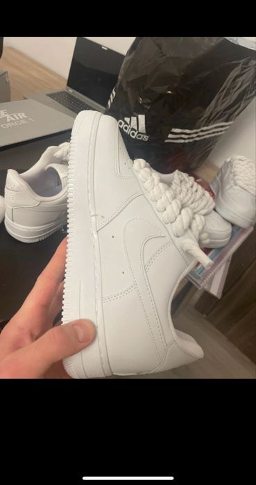 Salut vand air force 1