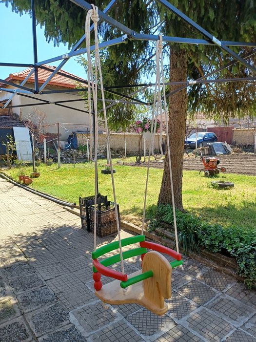 Люлка за дете-дървена