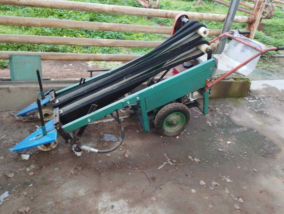 Продам машина за рязане на копър,магданоз и други листни зеленчуци