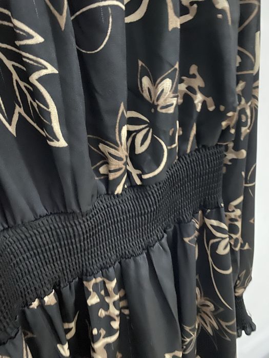 Rochie neagra cu imprimeu