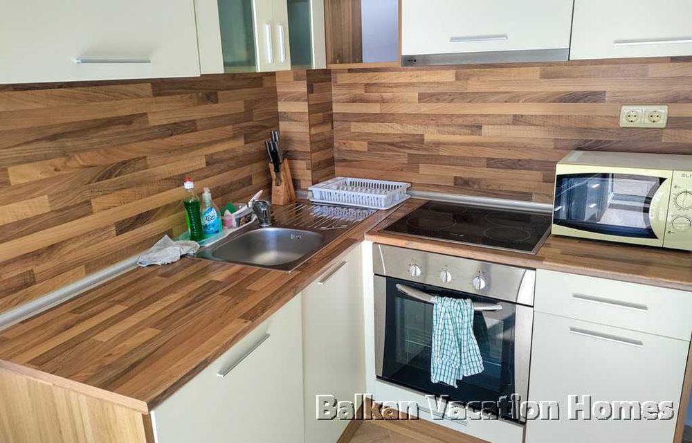 Продава се Тристаен апартамент в Бяла - 139 кв.м за 404 €/кв.м - Снимка #4