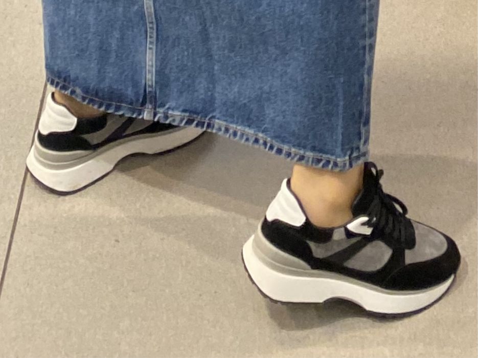 Кроссы удобные 36 рр