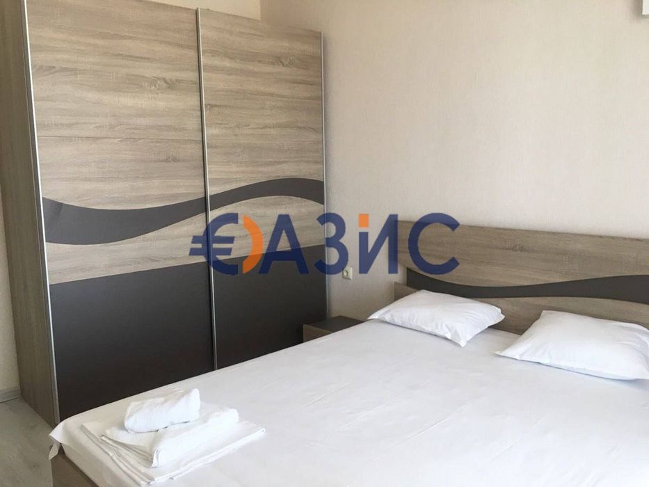 Продава се Двустаен апартамент в Свети Влас - 63 кв.м за 1165 €/кв.м - Снимка #5