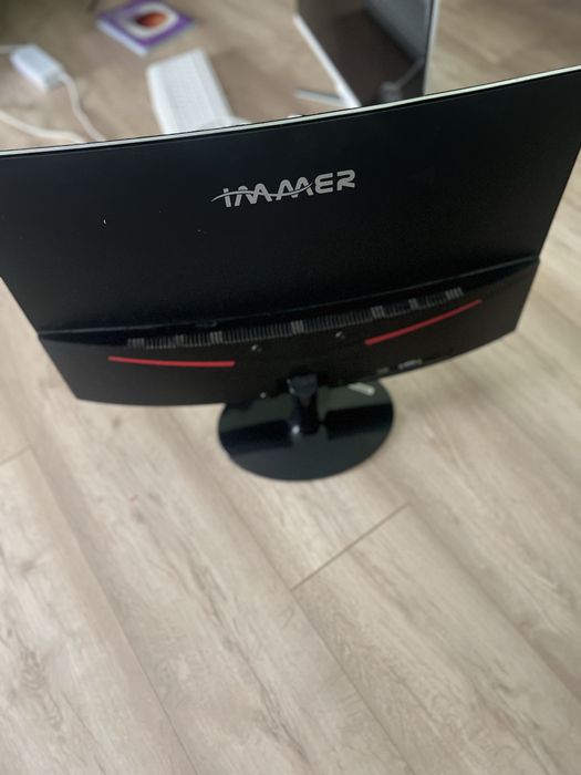 Monitor sastayanisi yaxshi ishlatilmagan