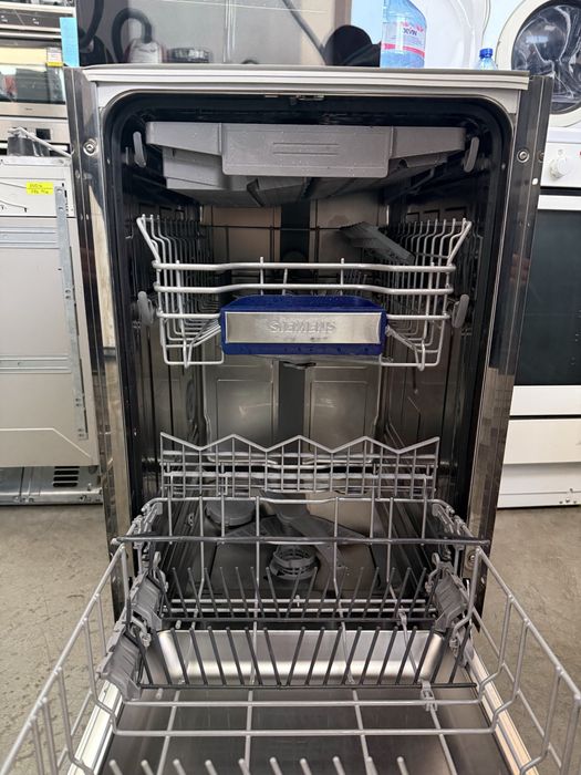 Съдомиялна машина за Пълно вграждане  Siemens 45/см