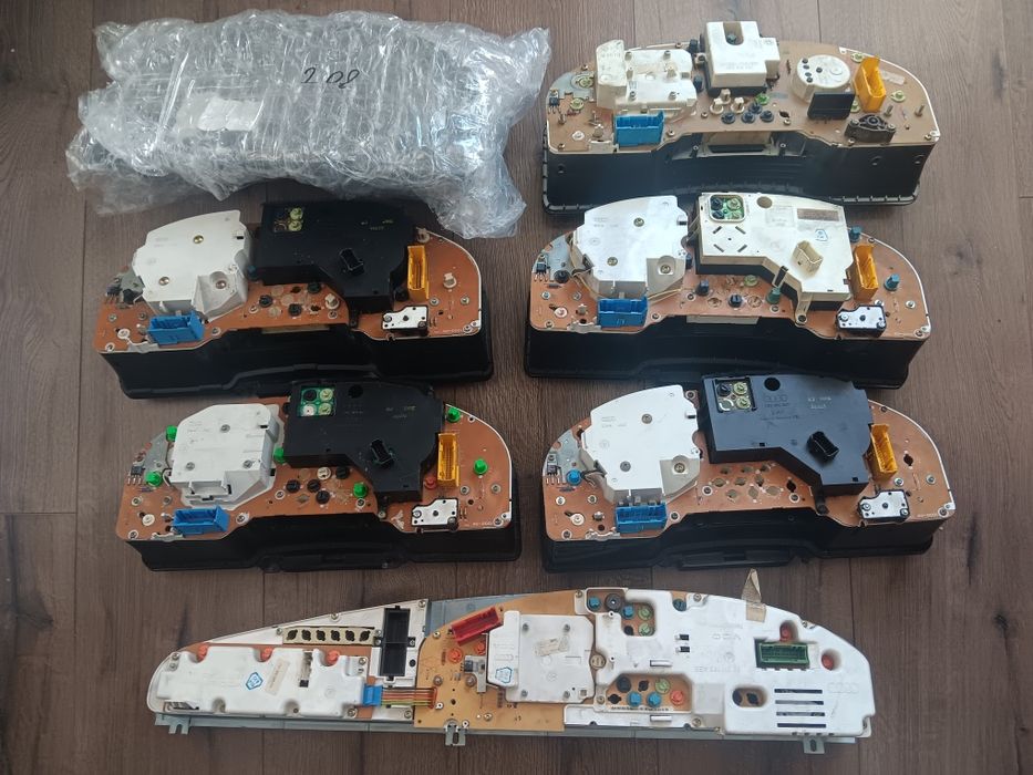 Ремонт на километражи и борд компютри за Ауди 80 90 Б4-Б3 Ауди 100 C3/