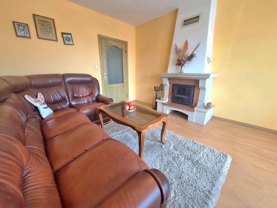 Продава се Четиристаен апартамент в София, Младост 3 - 110 кв.м за 2182 €/кв.м - Снимка #1