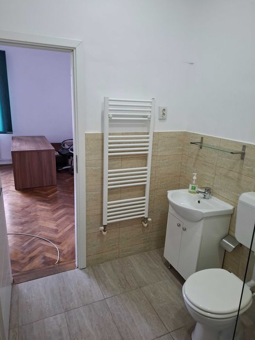 Inchiriez ap. 2 camere aproape de Facultatea de Drept