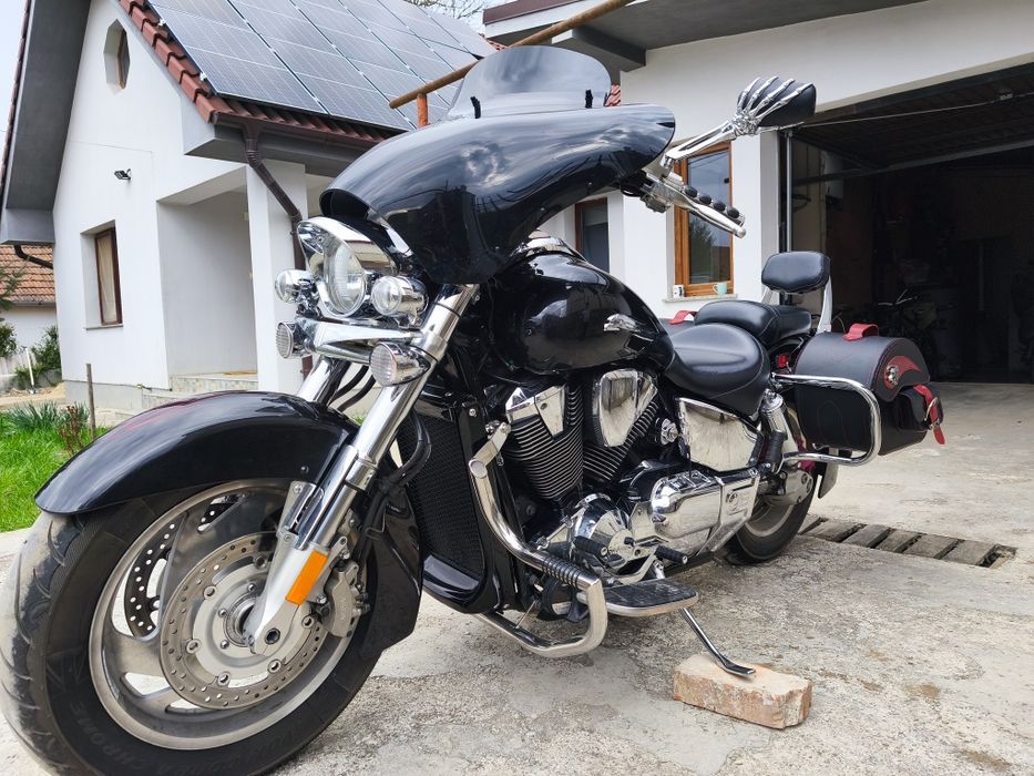 Vând motocicleta Honda VTX 1800N 2007