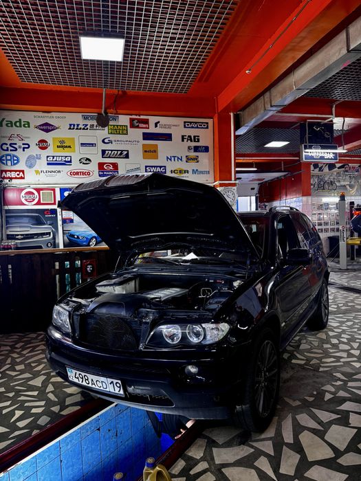 Продам BMW X5 E53