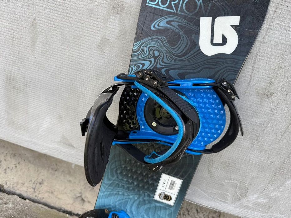 Placa snowboard Burton LTR 110 cu legături BURTON