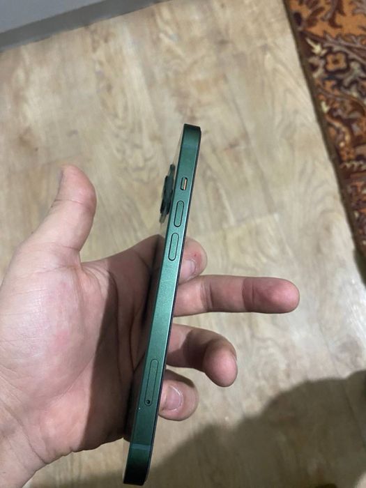 Продам iphone 13