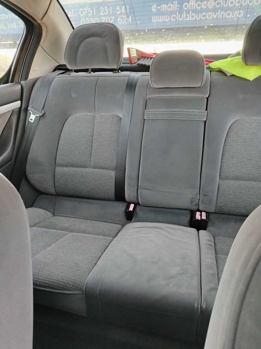 Peugeot 407 2004