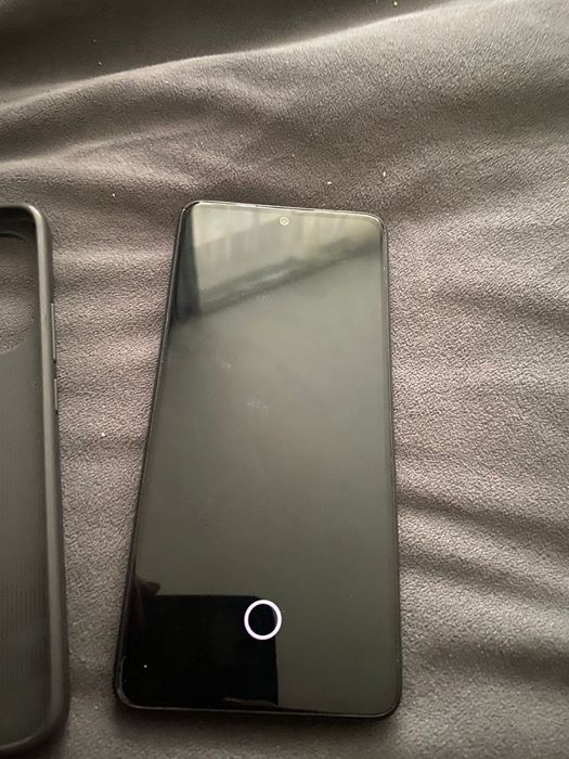 Редми ноте 14 новые трешины нету